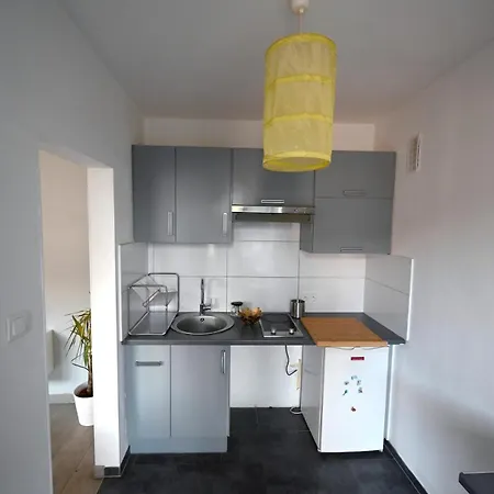 Apartment 4 Person *